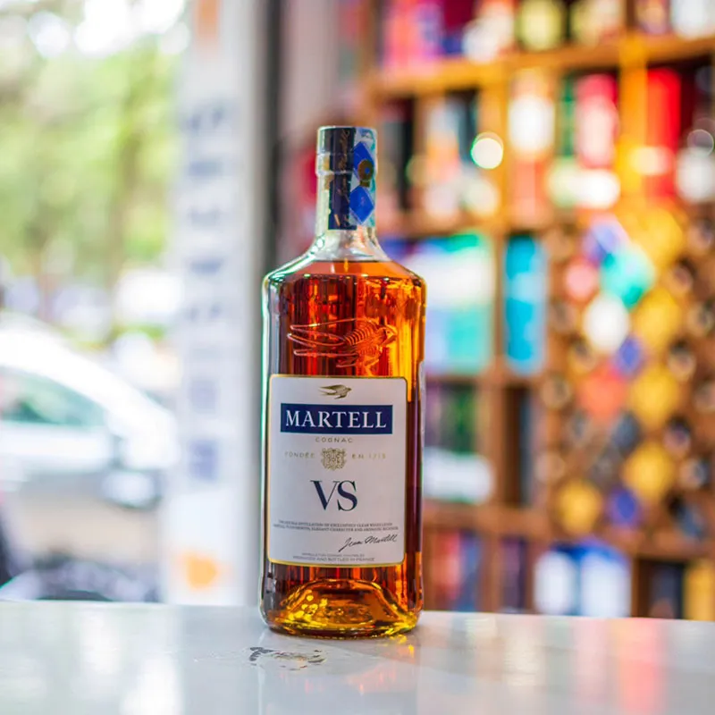 martell vs fine cognac 40%vol 1l martell vs fine cognac 40%vol 1l